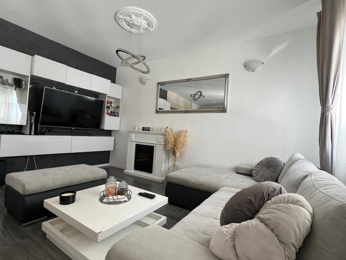 Apartment Anachi Спліт Екстер'єр фото